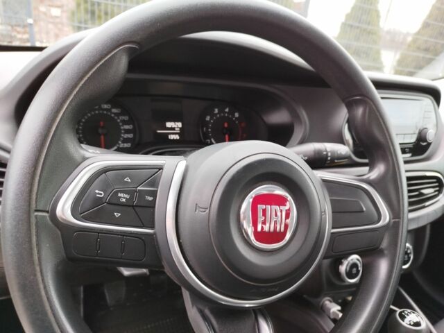 Белый Фиат Типо, объемом двигателя 1.4 л и пробегом 20 тыс. км за 12000 $, фото 10 на Automoto.ua