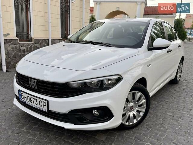 Белый Фиат Типо, объемом двигателя 1.4 л и пробегом 3 тыс. км за 11000 $, фото 1 на Automoto.ua