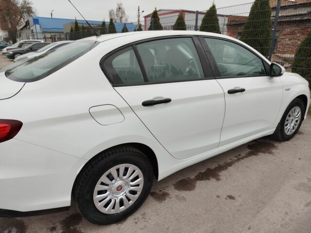 Белый Фиат Типо, объемом двигателя 1.4 л и пробегом 20 тыс. км за 12000 $, фото 5 на Automoto.ua