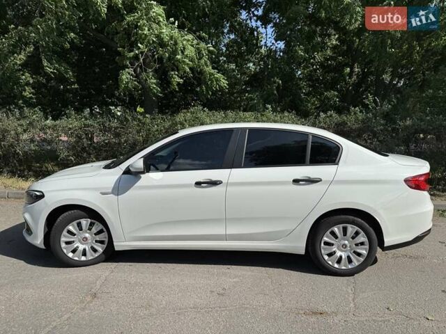 Білий Фіат Тіпо, об'ємом двигуна 1.37 л та пробігом 69 тис. км за 11500 $, фото 2 на Automoto.ua