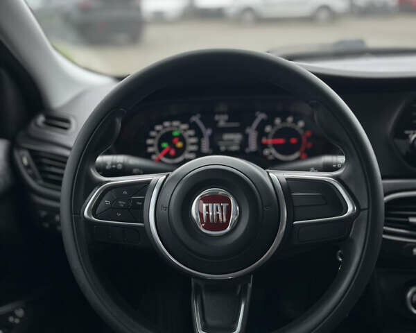 Белый Фиат Типо, объемом двигателя 1.37 л и пробегом 109 тыс. км за 10999 $, фото 11 на Automoto.ua