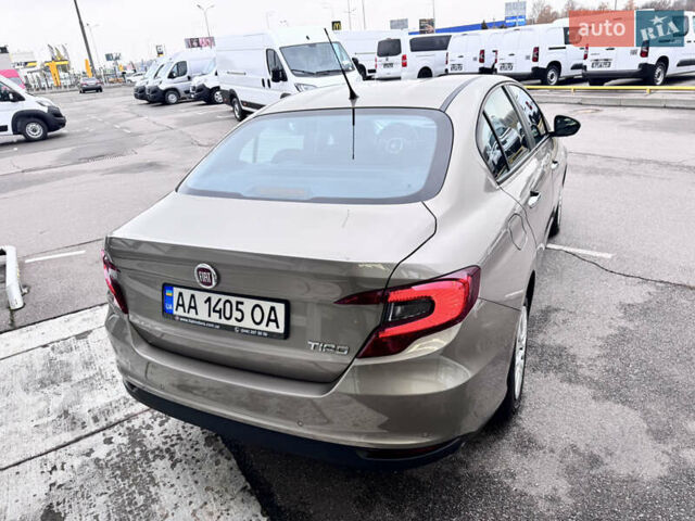 Бежевий Фіат Тіпо, об'ємом двигуна 1.37 л та пробігом 84 тис. км за 8500 $, фото 5 на Automoto.ua