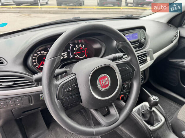 Бежевий Фіат Тіпо, об'ємом двигуна 1.37 л та пробігом 84 тис. км за 8500 $, фото 11 на Automoto.ua