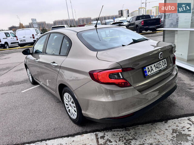 Бежевий Фіат Тіпо, об'ємом двигуна 1.37 л та пробігом 84 тис. км за 8500 $, фото 6 на Automoto.ua