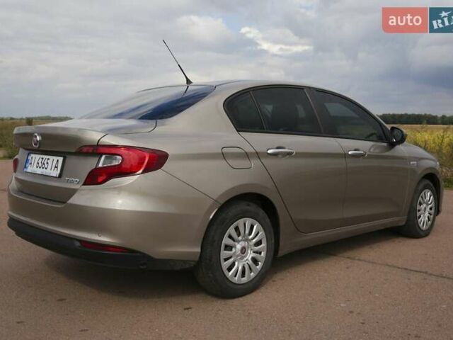 Бежевый Фиат Типо, объемом двигателя 1.4 л и пробегом 140 тыс. км за 10500 $, фото 5 на Automoto.ua