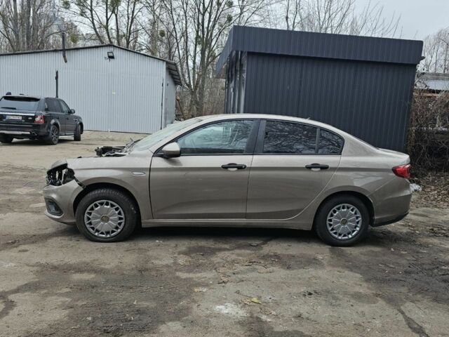 Бежевый Фиат Типо, объемом двигателя 1.4 л и пробегом 17 тыс. км за 2600 $, фото 15 на Automoto.ua