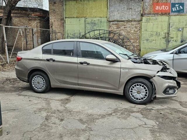 Бежевый Фиат Типо, объемом двигателя 1.37 л и пробегом 17 тыс. км за 2600 $, фото 12 на Automoto.ua