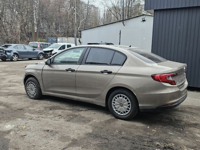 Бежевый Фиат Типо, объемом двигателя 1.4 л и пробегом 17 тыс. км за 2600 $, фото 16 на Automoto.ua