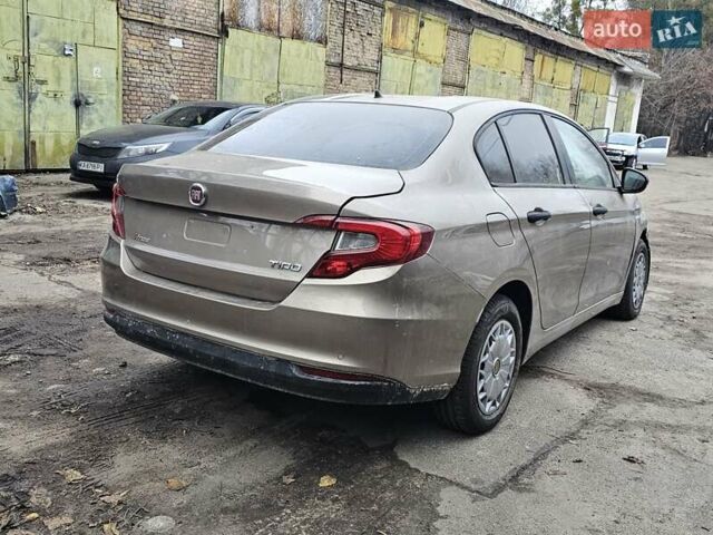 Бежевый Фиат Типо, объемом двигателя 1.37 л и пробегом 17 тыс. км за 2400 $, фото 6 на Automoto.ua