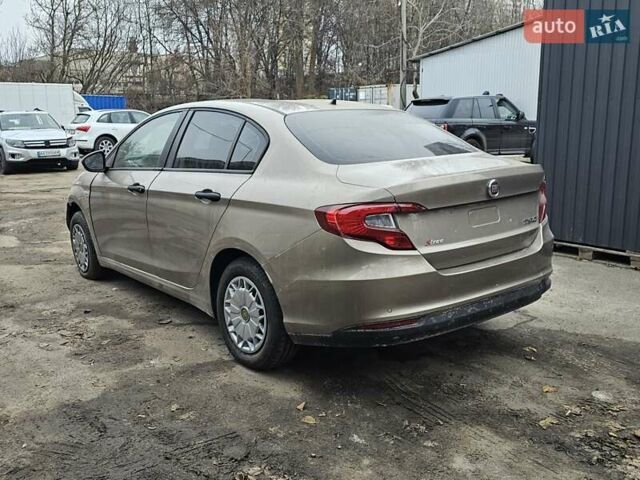 Бежевый Фиат Типо, объемом двигателя 1.37 л и пробегом 17 тыс. км за 2400 $, фото 6 на Automoto.ua