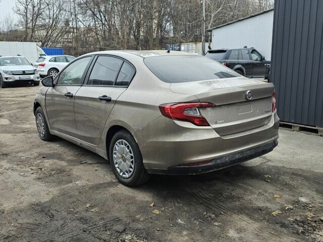 Бежевый Фиат Типо, объемом двигателя 1.4 л и пробегом 17 тыс. км за 2600 $, фото 4 на Automoto.ua