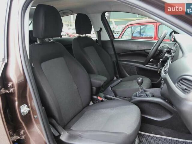 Коричневий Фіат Тіпо, об'ємом двигуна 1.4 л та пробігом 97 тис. км за 11000 $, фото 11 на Automoto.ua
