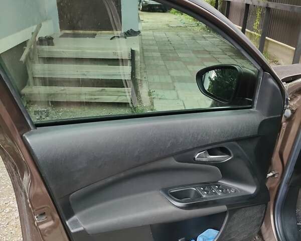 Коричневый Фиат Типо, объемом двигателя 1.37 л и пробегом 51 тыс. км за 10700 $, фото 8 на Automoto.ua