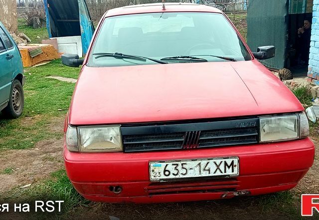 Красный Фиат Типо, объемом двигателя 1.4 л и пробегом 350 тыс. км за 550 $, фото 1 на Automoto.ua