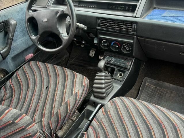 Красный Фиат Типо, объемом двигателя 1.4 л и пробегом 2 тыс. км за 835 $, фото 5 на Automoto.ua