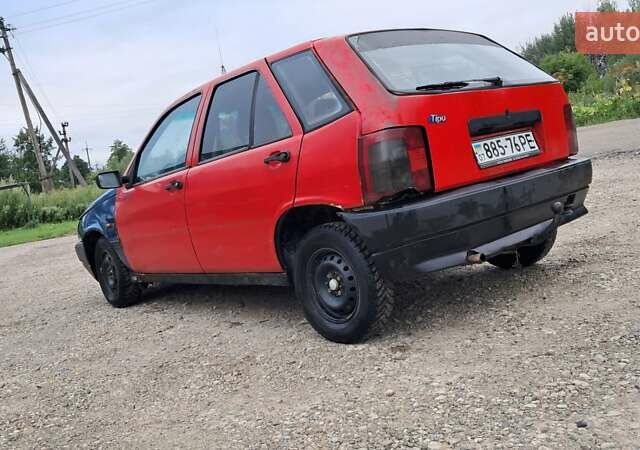 Красный Фиат Типо, объемом двигателя 1.4 л и пробегом 255 тыс. км за 444 $, фото 31 на Automoto.ua