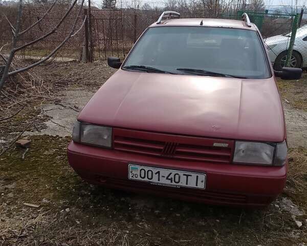 Червоний Фіат Тіпо, об'ємом двигуна 0 л та пробігом 250 тис. км за 700 $, фото 1 на Automoto.ua