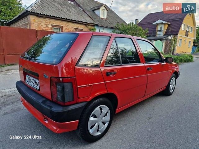 Красный Фиат Типо, объемом двигателя 1.6 л и пробегом 178 тыс. км за 1690 $, фото 6 на Automoto.ua