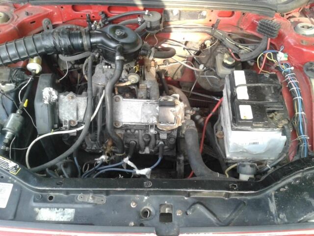 Красный Фиат Типо, объемом двигателя 1.4 л и пробегом 1000 тыс. км за 824 $, фото 2 на Automoto.ua