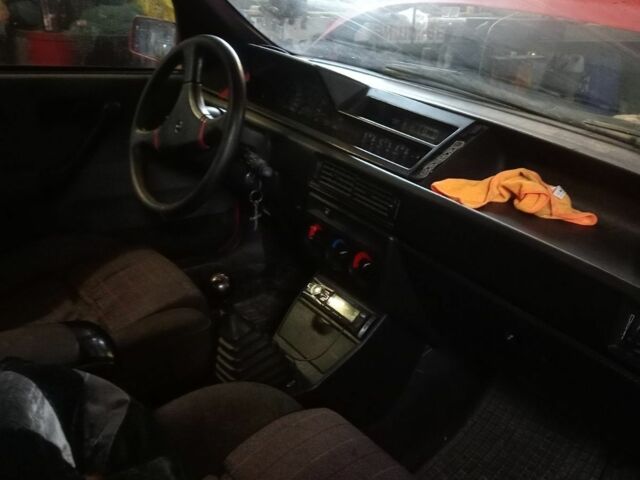 Красный Фиат Типо, объемом двигателя 2 л и пробегом 300 тыс. км за 500 $, фото 4 на Automoto.ua