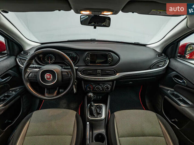 Фіат Тіпо 2017 у Києві на Automoto.ua Червоний Фіат Тіпо, об'ємом двигуна 1.4 л та пробігом 154 тис. км за 7471 $, фото 9 на Automoto.ua