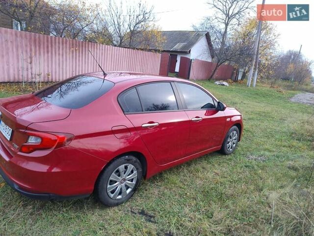 Красный Фиат Типо, объемом двигателя 1.37 л и пробегом 156 тыс. км за 9000 $, фото 3 на Automoto.ua