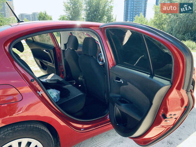 Красный Фиат Типо, объемом двигателя 1.37 л и пробегом 85 тыс. км за 11600 $, фото 5 на Automoto.ua