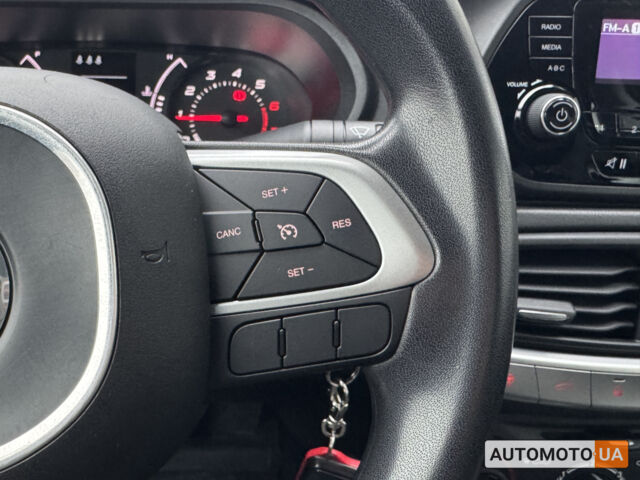 Красный Фиат Типо, объемом двигателя 1.4 л и пробегом 45 тыс. км за 9500 $, фото 16 на Automoto.ua