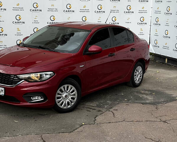 Красный Фиат Типо, объемом двигателя 1.37 л и пробегом 77 тыс. км за 10400 $, фото 1 на Automoto.ua