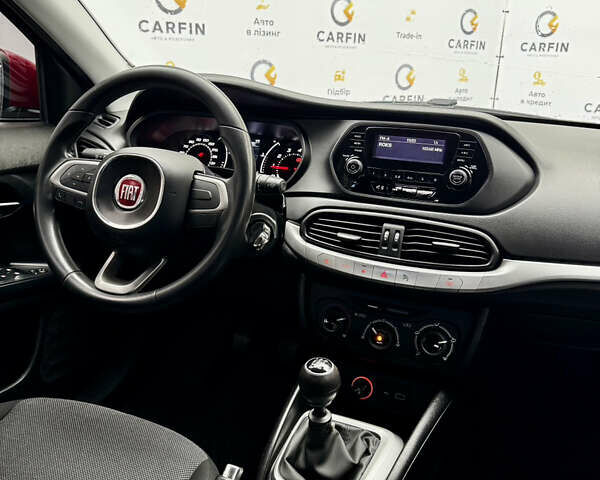 Красный Фиат Типо, объемом двигателя 1.37 л и пробегом 77 тыс. км за 10400 $, фото 21 на Automoto.ua