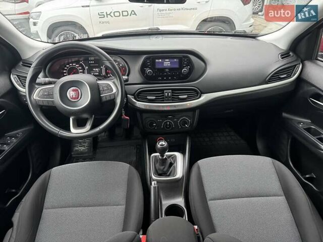 Красный Фиат Типо, объемом двигателя 1.37 л и пробегом 43 тыс. км за 9950 $, фото 19 на Automoto.ua