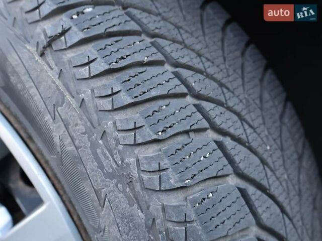 Фіат Тіпо 2020 у Києві на Automoto.ua Червоний Фіат Тіпо, об'ємом двигуна 1.37 л та пробігом 103 тис. км за 10500 $, фото 12 на Automoto.ua