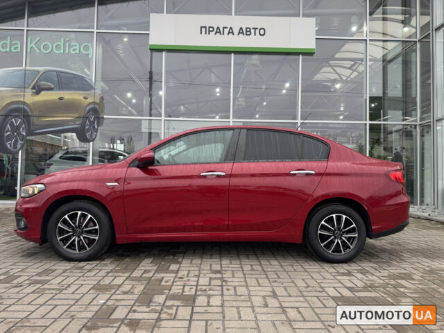 Красный Фиат Типо, объемом двигателя 1.4 л и пробегом 45 тыс. км за 9500 $, фото 4 на Automoto.ua