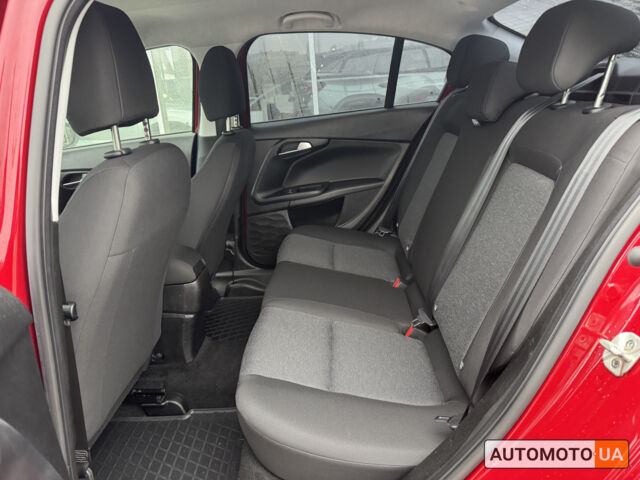 Красный Фиат Типо, объемом двигателя 1.4 л и пробегом 45 тыс. км за 9500 $, фото 13 на Automoto.ua