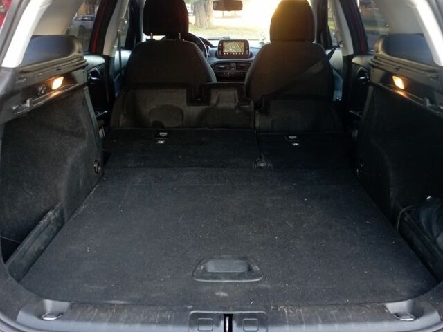 Червоний Фіат Тіпо, об'ємом двигуна 1.6 л та пробігом 192 тис. км за 12300 $, фото 2 на Automoto.ua