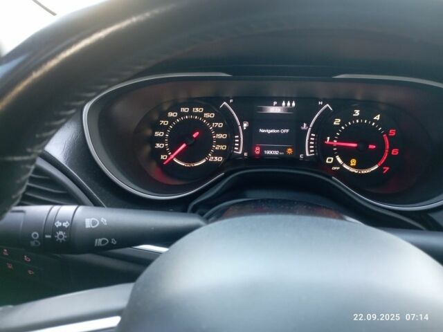 Червоний Фіат Тіпо, об'ємом двигуна 1.6 л та пробігом 192 тис. км за 12300 $, фото 5 на Automoto.ua