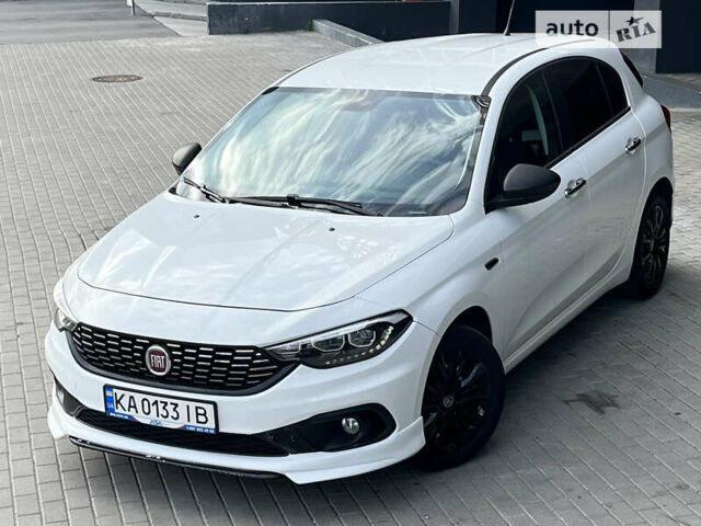 Фиат Типо, объемом двигателя 1.37 л и пробегом 31 тыс. км за 12400 $, фото 5 на Automoto.ua