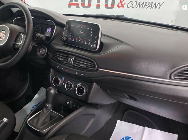 Фіат Тіпо, об'ємом двигуна 1.6 л та пробігом 202 тис. км за 10650 $, фото 14 на Automoto.ua