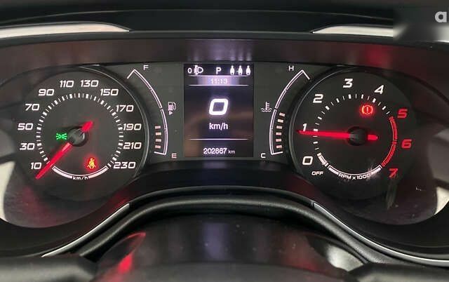 Фіат Тіпо, об'ємом двигуна 1.6 л та пробігом 202 тис. км за 10650 $, фото 8 на Automoto.ua