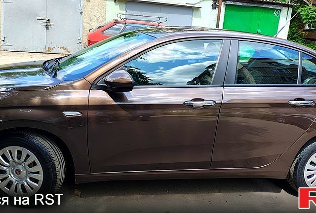 Фиат Типо, объемом двигателя 1.4 л и пробегом 62 тыс. км за 10000 $, фото 1 на Automoto.ua