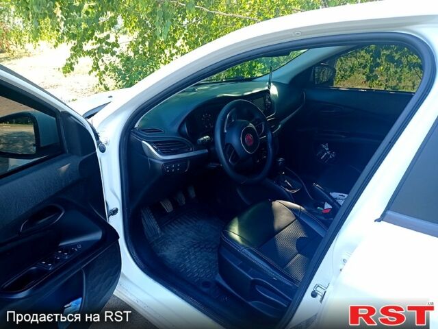 Фіат Тіпо, об'ємом двигуна 1.4 л та пробігом 96 тис. км за 9100 $, фото 2 на Automoto.ua
