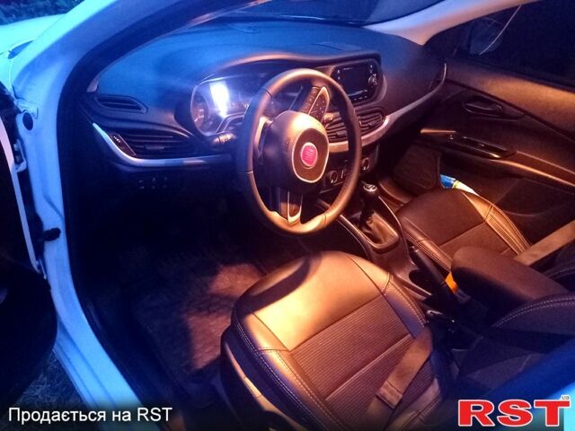 Фіат Тіпо, об'ємом двигуна 1.4 л та пробігом 96 тис. км за 9100 $, фото 1 на Automoto.ua