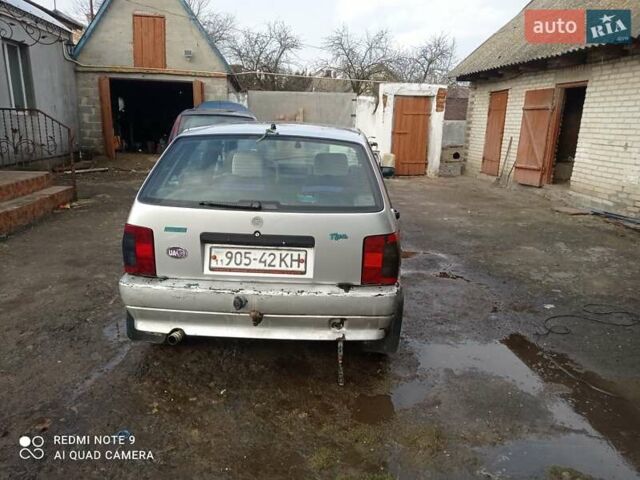 Серый Фиат Типо, объемом двигателя 1.6 л и пробегом 300 тыс. км за 1000 $, фото 4 на Automoto.ua