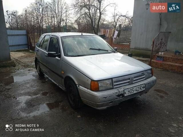 Серый Фиат Типо, объемом двигателя 1.6 л и пробегом 300 тыс. км за 1000 $, фото 2 на Automoto.ua