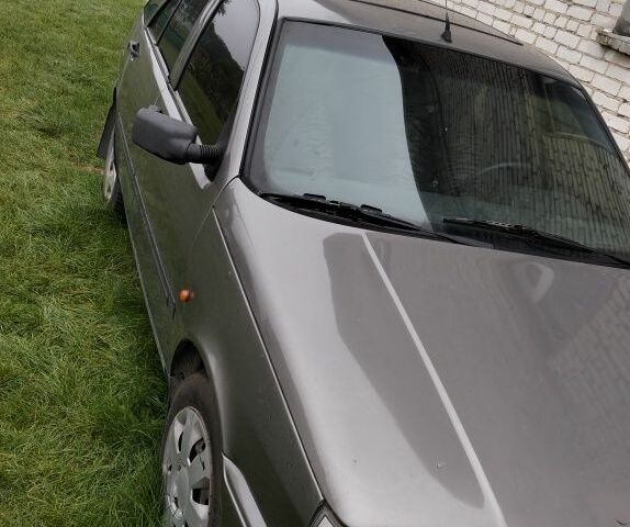 Сірий Фіат Тіпо, об'ємом двигуна 1.6 л та пробігом 300 тис. км за 1100 $, фото 1 на Automoto.ua