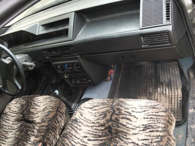 Сірий Фіат Тіпо, об'ємом двигуна 1.6 л та пробігом 300 тис. км за 1100 $, фото 5 на Automoto.ua