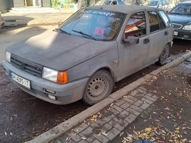 Серый Фиат Типо, объемом двигателя 1.4 л и пробегом 300 тыс. км за 650 $, фото 1 на Automoto.ua