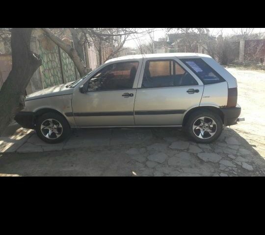 Серый Фиат Типо, объемом двигателя 1.4 л и пробегом 10 тыс. км за 1200 $, фото 5 на Automoto.ua