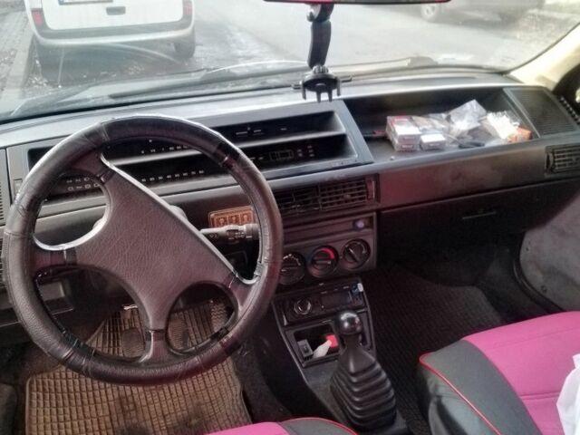 Серый Фиат Типо, объемом двигателя 1.4 л и пробегом 300 тыс. км за 650 $, фото 4 на Automoto.ua