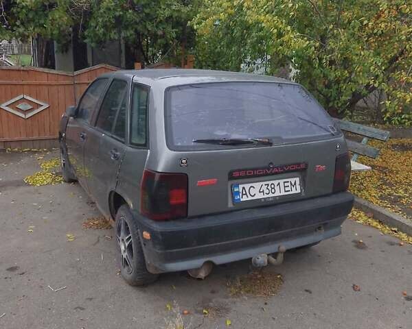 Фиат Типо 1990 в Кривом Роге на Automoto.ua Серый Фиат Типо, объемом двигателя 1.6 л и пробегом 176 тыс. км за 357 $, фото 1 на Automoto.ua
